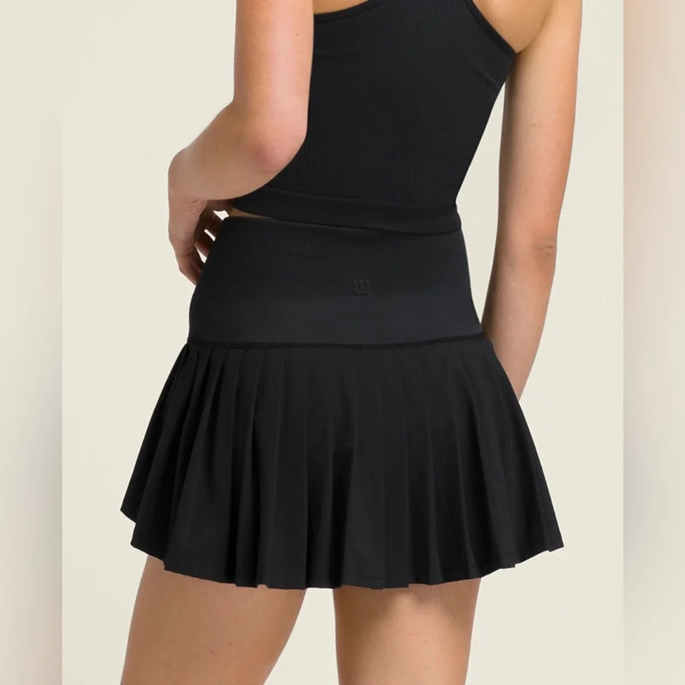 Wilson XS Midtown Wrap Tennis Skirt in black - Picture 4 of 8